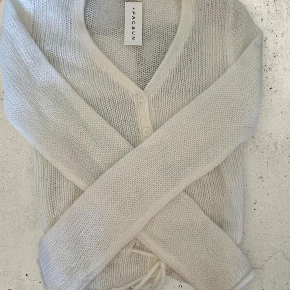 Brandy-melville Women's White and Cream Cardigan